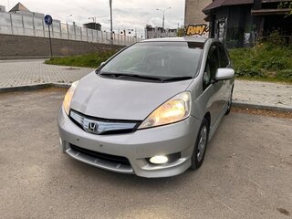 2011 Honda Fit Shuttle I, серебристый, 1080000 рублей, вид 3
