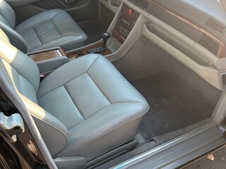 1982 Mercedes-Benz S-Класс 500 II (W126), чёрный, 2300000 рублей, вид 5