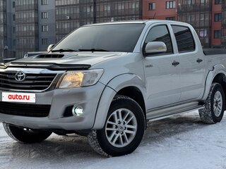 2013 Toyota Hilux VII Рестайлинг, серебристый, 2880000 рублей, вид 2