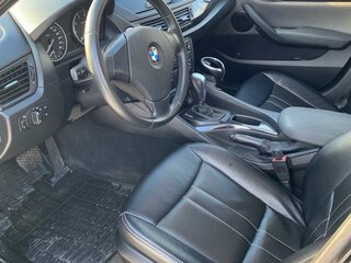 2011 BMW X1 18i I (E84), чёрный, 1380000 рублей, вид 2
