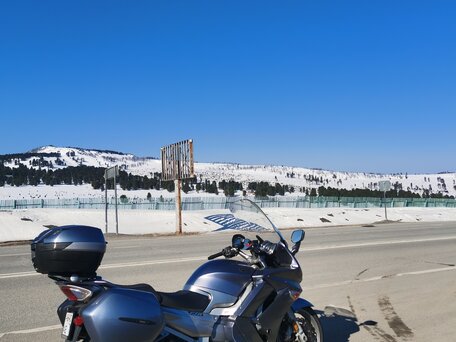 2007 Yamaha FJR1300, серебристый, 649999 рублей, вид 3