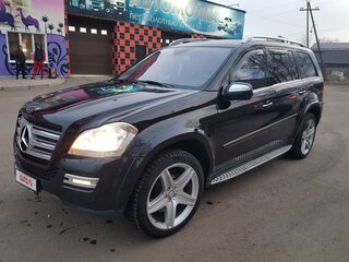 2010 Mercedes-Benz GL-Класс 500 I (X164) Рестайлинг, чёрный, 2150000 рублей, вид 1