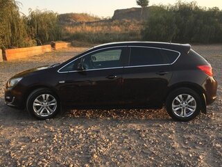 2013 Opel Astra J Рестайлинг, коричневый, 1080000 рублей, вид 5