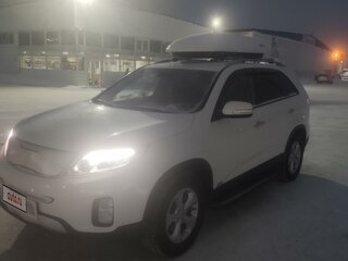 2017 Kia Sorento II Рестайлинг, белый, 2540000 рублей, вид 5