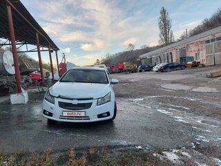 2012 Chevrolet Cruze I Рестайлинг, белый, 700000 рублей, вид 1
