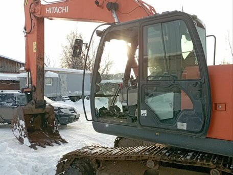 2013 Hitachi ZX200, оранжевый, 7500000 рублей, вид 1