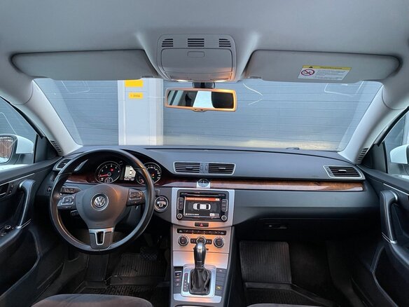 2011 Volkswagen Passat B7, белый, 1030000 рублей - вид 11