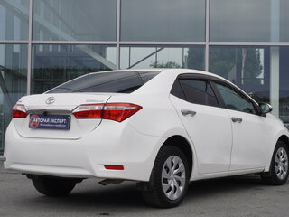 2014 Toyota Corolla XI (E160, E170, E180), белый, 965000 рублей, вид 5