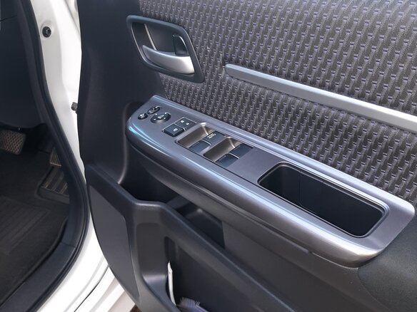 2017 Honda Stepwgn Spada V Рестайлинг, белый, 2130000 рублей - вид 8