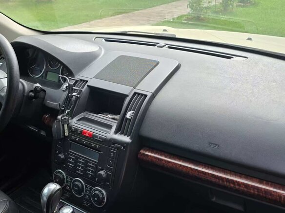 2008 Land Rover Freelander II, бежевый, 800000 рублей - вид 8
