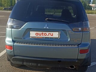 2007 Mitsubishi Outlander II, серый, 1100000 рублей, вид 3