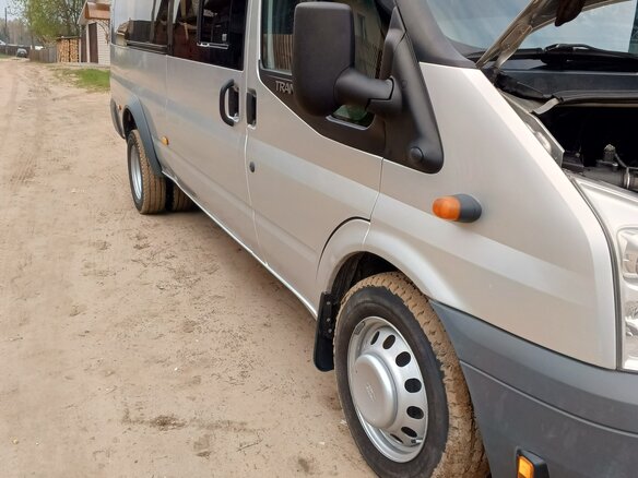 2010 Ford Transit, серебристый, 1250000 рублей - вид 2