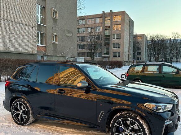 2019 BMW X5 M50d IV (G05/G18), синий, 6900000 рублей - вид 5