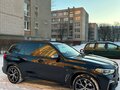 2019 BMW X5 M50d IV (G05/G18), синий, 6900000 рублей - вид 5
