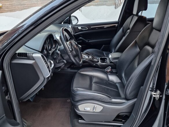 2010 Porsche Cayenne S II (958), чёрный, 3300000 рублей - вид 12