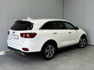 2019 Kia Sorento III Prime Рестайлинг, белый, 2965000 рублей, вид 3