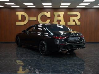 2026 Mercedes-Benz S-Класс 580 Long 4MATIC VII (W223) Рестайлинг, чёрный, 30981660 рублей, вид 4