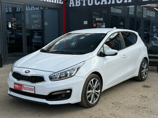 2017 Kia Ceed II Рестайлинг, белый, 1170000 рублей, вид 5