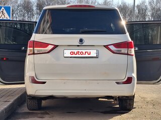 2013 SsangYong Stavic, белый, 737373 рублей, вид 5