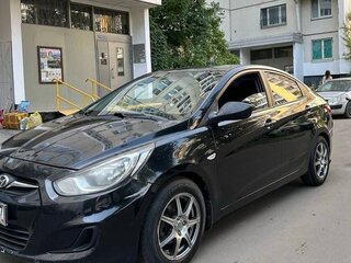 2011 Hyundai Solaris I, чёрный, 780000 рублей, вид 1
