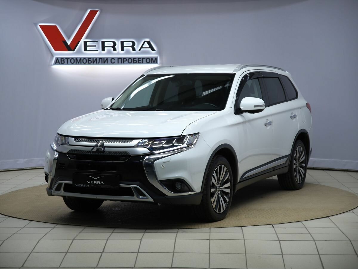 Открыть фотографии: Mitsubishi Outlander III Рестайлинг 3