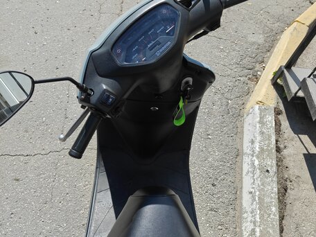 2000 Honda Lead 100, серый, 89000 рублей, вид 4