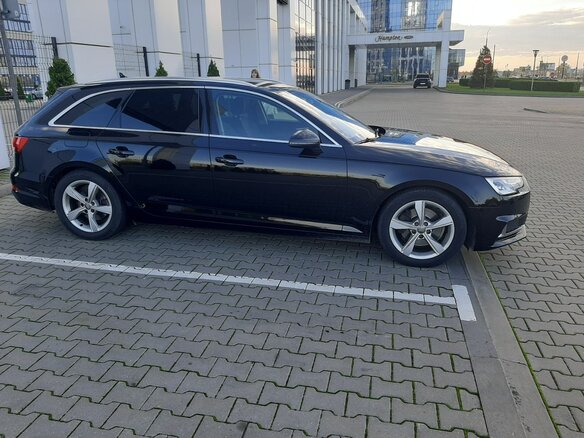 2019 Audi A4 V (B9), чёрный, 2040000 рублей - вид 2