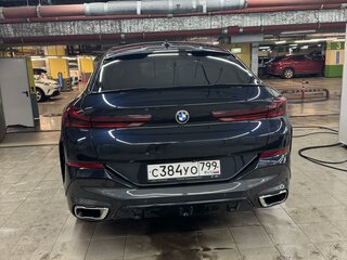 2021 BMW X6 30d III (G06), чёрный, 7990000 рублей, вид 4