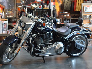 2019 Harley-Davidson Fat Boy, синий, 2550000 рублей, вид 1