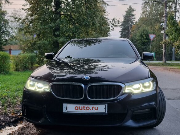 2018 BMW 5 серии 530i xDrive VII (G30/G31/G38), чёрный, 3120000 рублей - вид 1