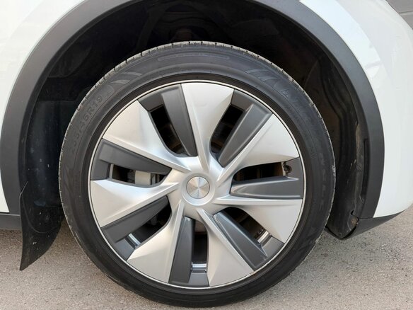 2023 Tesla Model Y Long Range Dual Motor I, белый, 4995000 рублей - вид 6