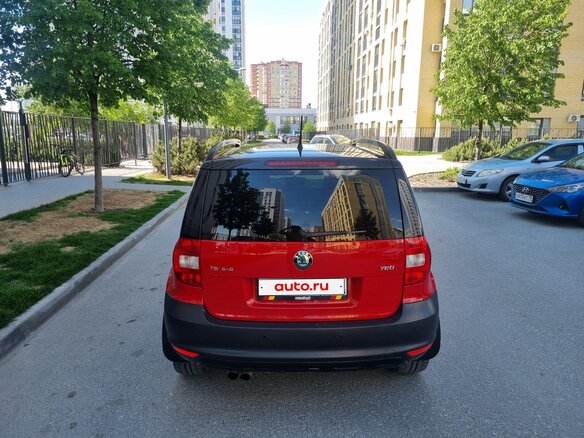 2012 Skoda Yeti I, красный, 1430000 рублей - вид 5