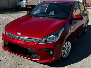 2018 Kia Rio IV, красный, 1330000 рублей, вид 1