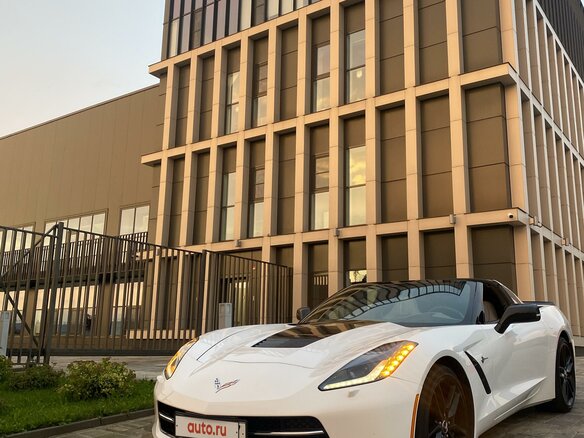 2014 Chevrolet Corvette Stingray C7, белый, 7499999 рублей