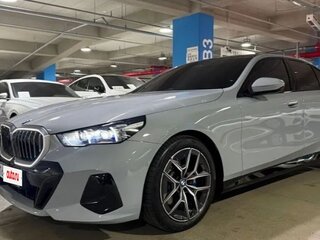 2026 BMW 5 серии 523d xDrive VIII (G60/G61/G68), серебристый, 7817523 рублей, вид 1