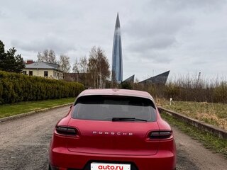 2018 Porsche Macan I, красный, 3900000 рублей, вид 2
