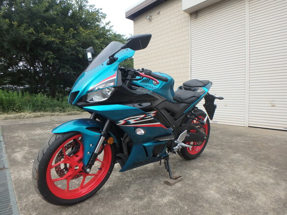 2021 Yamaha YZF-R3, синий, 600000 рублей - вид 9