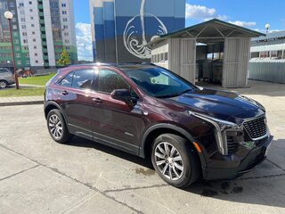 2020 Cadillac XT4 I, фиолетовый, 3400000 рублей, вид 2