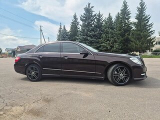 2012 Mercedes-Benz E-Класс 300 IV (W212, S212, C207), коричневый, 1699699 рублей, вид 2