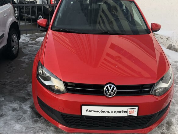 2012 Volkswagen Polo V, красный, 800000 рублей - вид 4