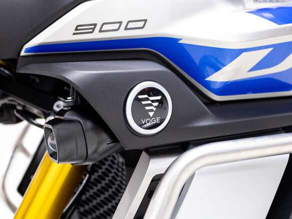 2026 Voge 900DSX, серебристый, 1033000 рублей - вид 22