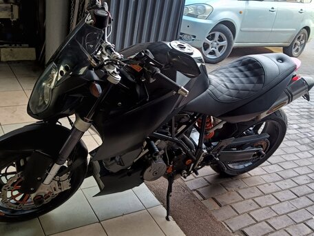 2008 KTM 990 Super Duke, чёрный, 500000 рублей, вид 5