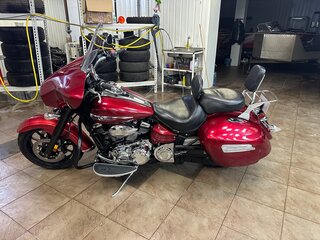 2014 Yamaha XV 1900, красный, 1650000 рублей, вид 4