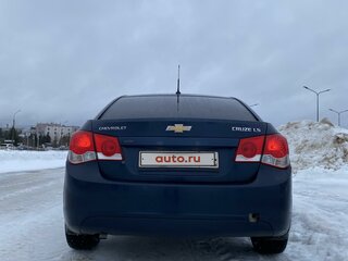 2010 Chevrolet Cruze I, синий, 450000 рублей, вид 5