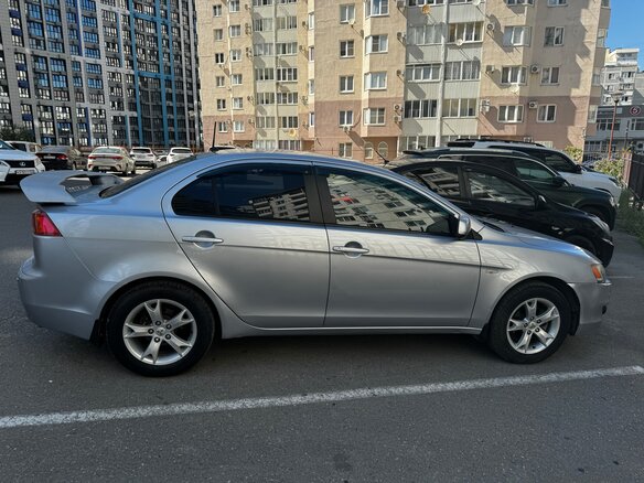 2007 Mitsubishi Lancer X, серебристый, 750000 рублей - вид 1