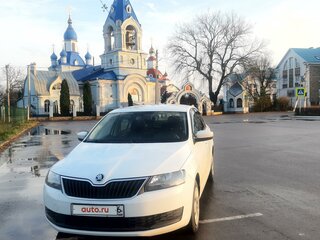 2018 Skoda Rapid I Рестайлинг, белый, 1460000 рублей, вид 2