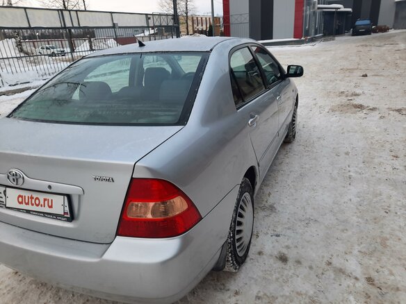 2003 Toyota Corolla IX (E120, E130), белый, 550000 рублей - вид 5