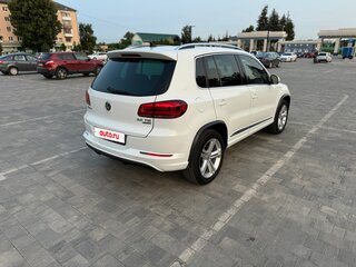 2013 Volkswagen Tiguan I Рестайлинг, белый, 1799000 рублей, вид 3