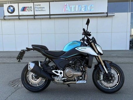 2026 QJMotor SRK 550, голубой, 569000 рублей, вид 1