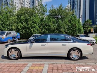 2022 Mercedes-Benz Maybach S-Класс 580 II (Z223), белый, 20927239 рублей, вид 3